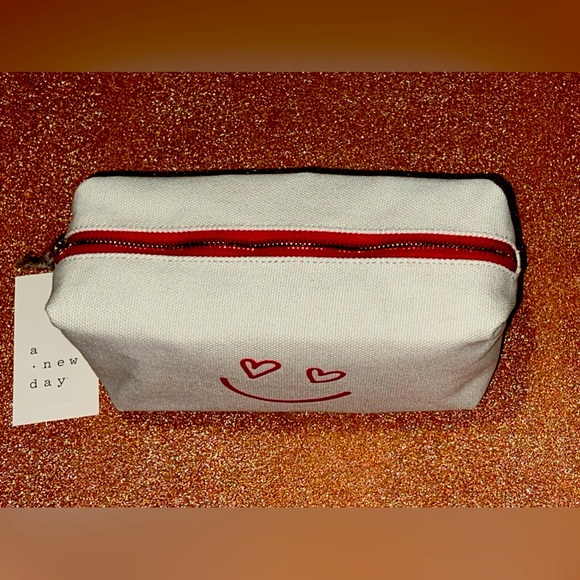 Canvas Make Up/Travel Pouch BNWT - Picture 4 of 4